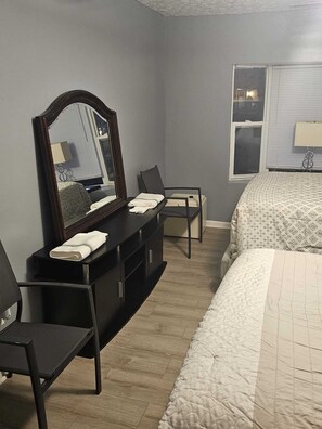 4 camere, ferro/asse da stiro, Wi-Fi, lenzuola