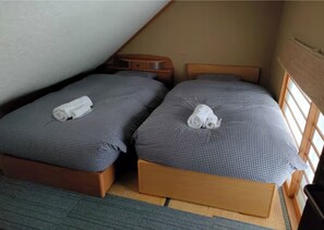 4 bedrooms, WiFi, bed sheets