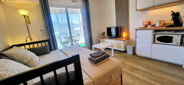 熨斗/熨衣板、免费 WiFi、床单