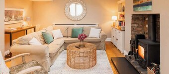 Spacious home, Log Burner, parking!  Good location