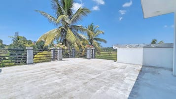 Rum - 1 sovrum - rökare | Terrass/Patio