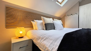 Standard Apartment, 1 Bedroom | Desk, laptop workspace, free WiFi - Stay Angels - Cosy Boho Apartment (Sheffield)