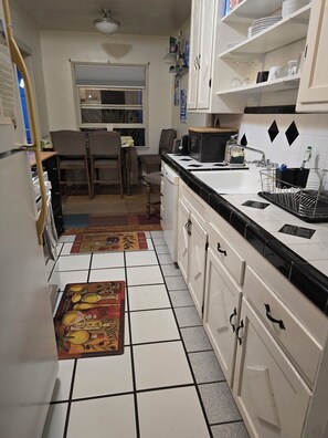 電子レンジ、コンロ