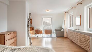 5 Schlafzimmer, Bügeleisen/Bügelbrett, kostenloses WLAN, Bettwäsche