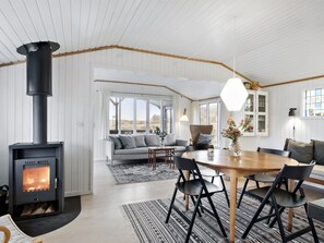 Dining - "Aarno" - 120m from the sea by Interhome (Løkken)