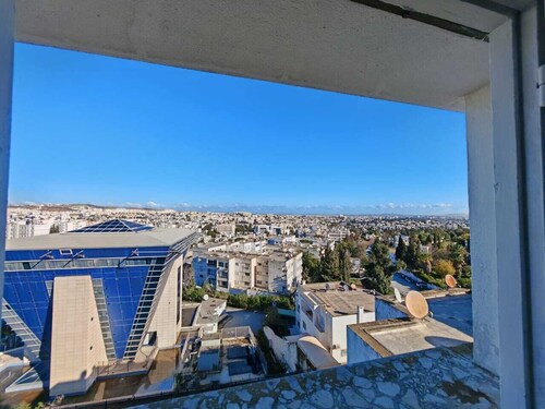 Apartment with breathtaking view of the Gulf of Tunis, Embassy residential area