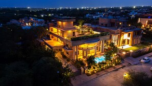 Ảnh chưa phân loại, 2 trong số 154 ảnh, nút