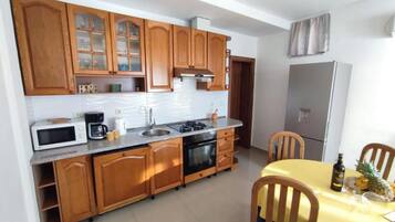 Apartament (2 Bedroom apartment) | Cuina privada | Frigorífic