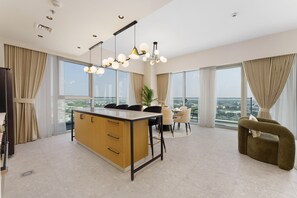Apartment | 3 bedrooms - Blissful Living w Scenic Golf Vws in Dubai Hills (Dubai)