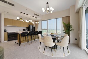 3 bedrooms - Blissful Living w Scenic Golf Vws in Dubai Hills (Dubai)