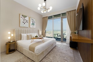 Room - Blissful Living w Scenic Golf Vws in Dubai Hills (Dubai)