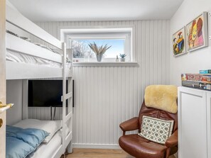 3 bedrooms, internet