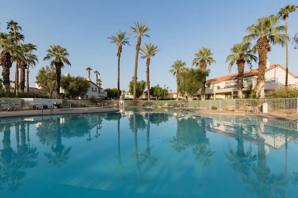 Piscine extérieure, piscine chauffée