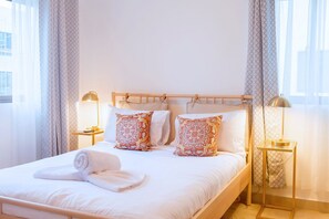2 chambres, fer et planche à repasser, accès Internet