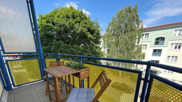 Outdoor dining - Beautiful condominium incl. secured parking space on the outskirts of Hoyerswerda (Hoyerswerda)