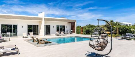 Alberca al aire libre