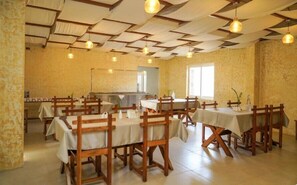 Daily to-go breakfast (INR 250 per person) - Virgin Valley (Ootacamund)