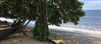 luxurious 3-bedroom villa : Your Dream Vacation in a Beachfront Villa in Kribi