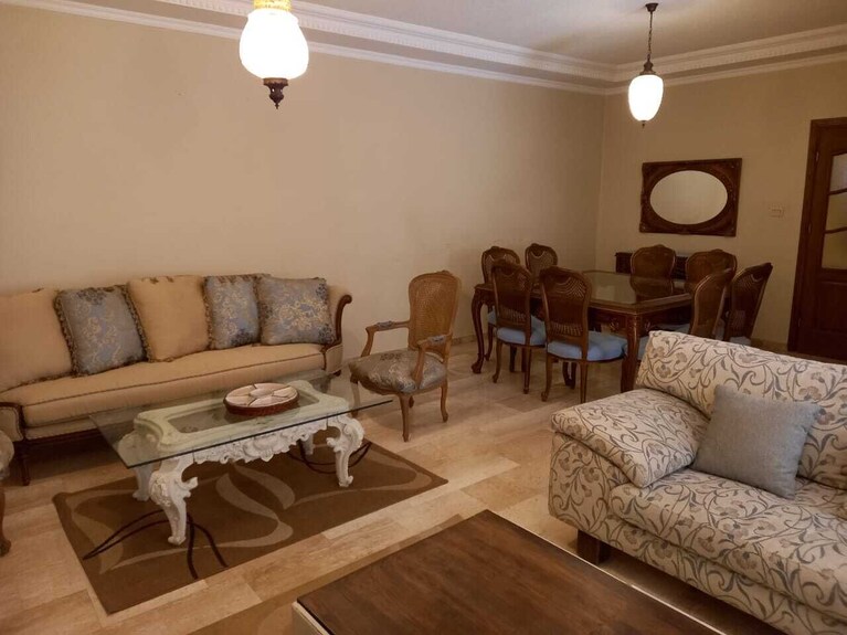 Nice 3-bedroom Apartment With Ac In Charming Amman - Ammán