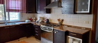 Nice 3-bedroom apartment with AC in charming Amman