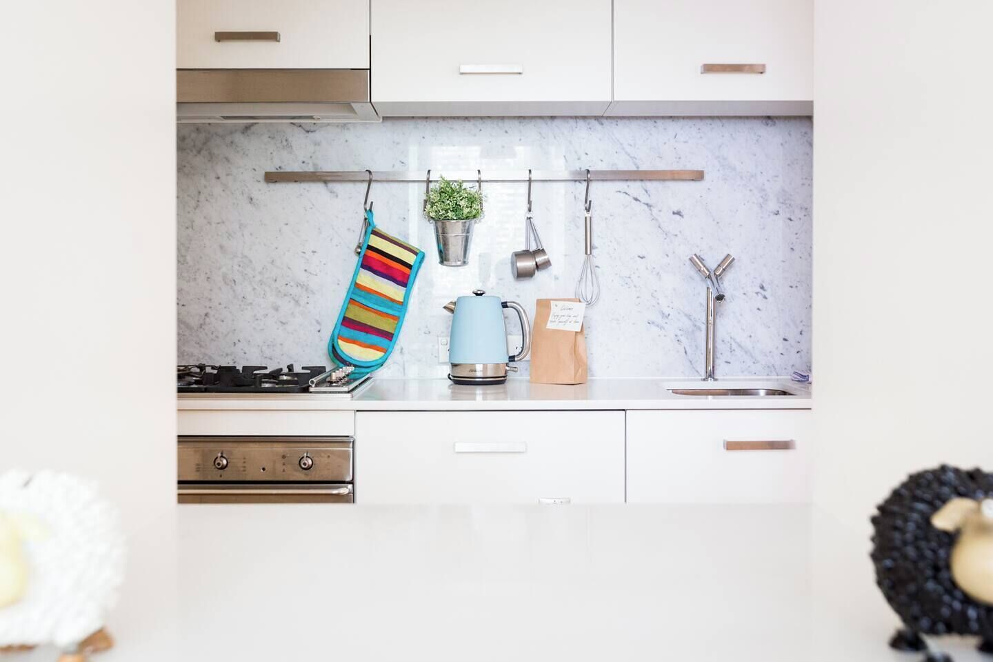 冰箱、微波炉、烤箱、炉灶