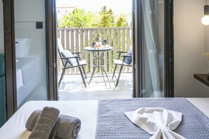 Luxury Double Room, Balcony, Pool View - Giabeos (Skiathos)