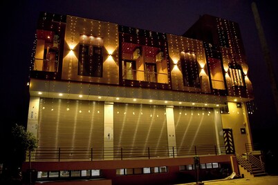 Prabhu Chhaya Hotel