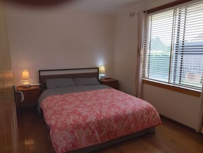 3 bedrooms, desk, iron/ironing board, travel crib