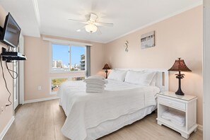 3 室のベッドルーム、WiFi、ベッドシーツ