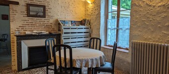 Quiet cottage near Meung-sur-Loire with garden and terrace