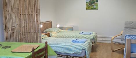 Wifi gratis y ropa de cama