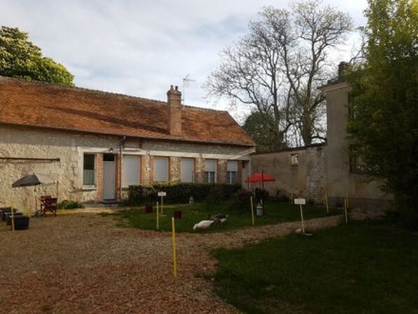 Exterior - Nature stay near Orleans with animals and pond (Bucy-Saint-Liphard)