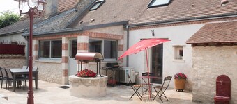 Townhouse with Spa and Sauna near Orleans