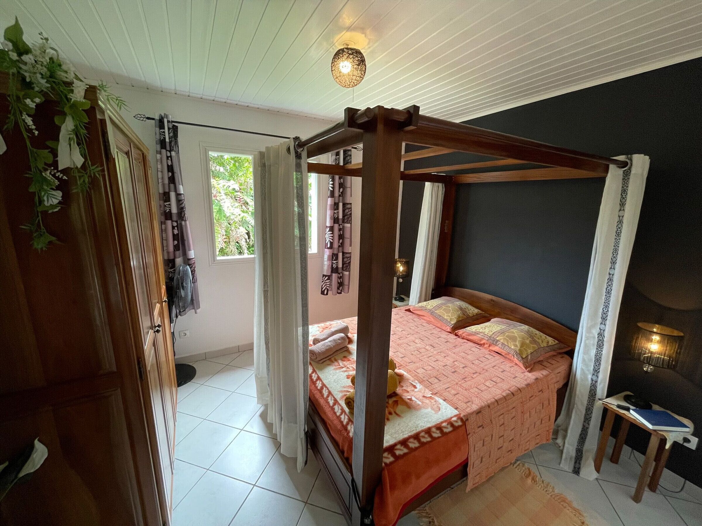 2 chambres, Wi-Fi gratuit, draps fournis