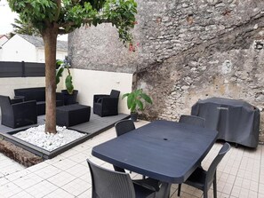 Outdoor dining - Family home near castles, Loire cycling, private parking (Messas)