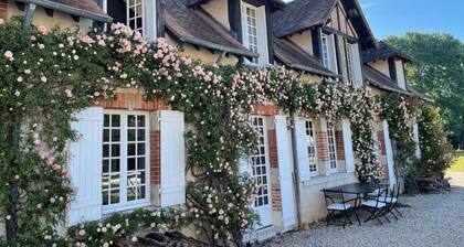 Ăvasion Sologne : Maison de charme, piscine privĂ©e, animaux permis