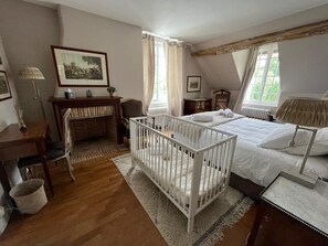 7 habitaciones, wifi gratis y ropa de cama 