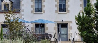 Large Cottage in Briare - Pets and Private Parking