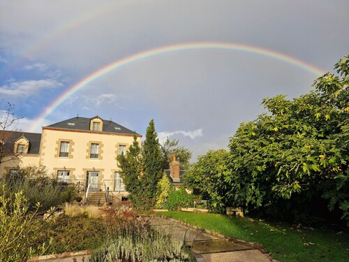 Large Cottage in Briare - Pets and Private Parking