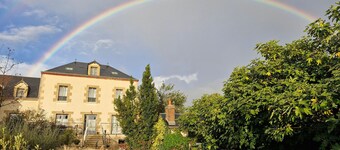 Large Cottage in Briare - Pets and Private Parking