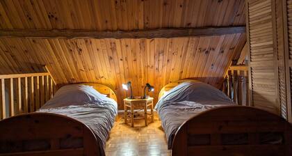 GĂźte calme en forĂȘt, proche Gien, 3 chambres et 2 salles d'eau