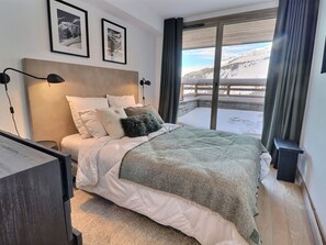 3 bedrooms, bed sheets - Beautiful 4-room cabin, 8 people, sauna, parking, Méribel (Méribel)