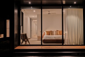 4 bedrooms, iron/ironing board, free WiFi, bed sheets - Open Country Homestead - Luxury accommodation with stunning views. (Burradoo)