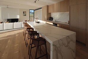 Fridge, microwave, oven, stovetop - Open Country Homestead - Luxury accommodation with stunning views. (Burradoo)