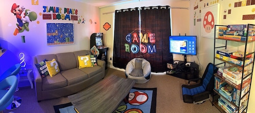 Game Night Suite at Jiminy Peak Ski OnOff Sleeps 4