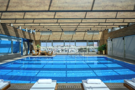 Indoor pool. OAKS HOTEL
