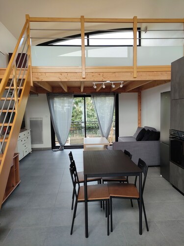 Bel appartement pour 4 à 6 personnes à 200 m de la plage et des commerces,