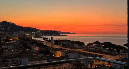 BLANES WITH LOTS OF LOVE