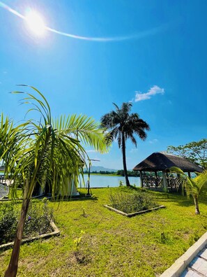 Exterior - Platinum Blue Island Resort (Akosombo)
