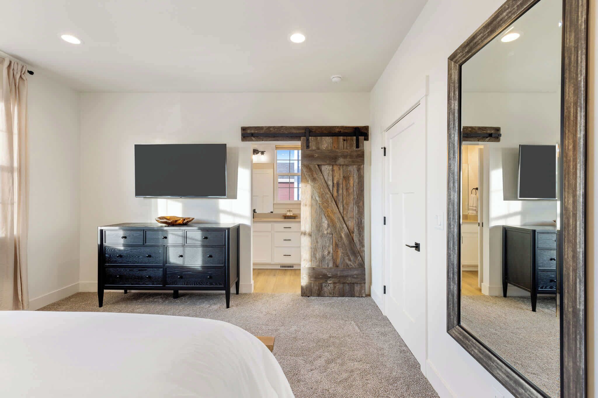 3 habitaciones, escritorio, cuna de viaje y wifi 